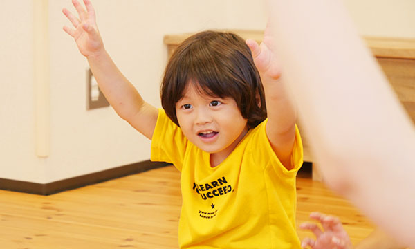 PLAYクラス：体操であそぼう｜対象：２〜３歳